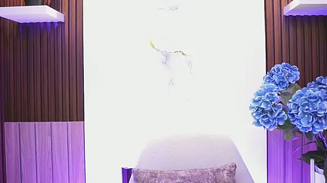 BrianaLane online show from July 8, 2026, 7:03 pm