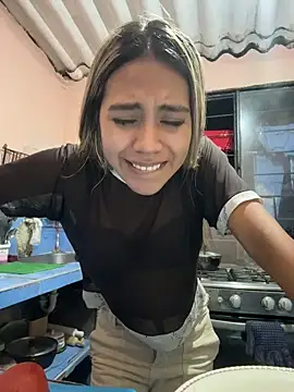 Snapshot of Kimmiebellarie chatting on June 16, 2026, 1:05 am Kimmiebellarie online show from June 16, 2026, 1:05 am