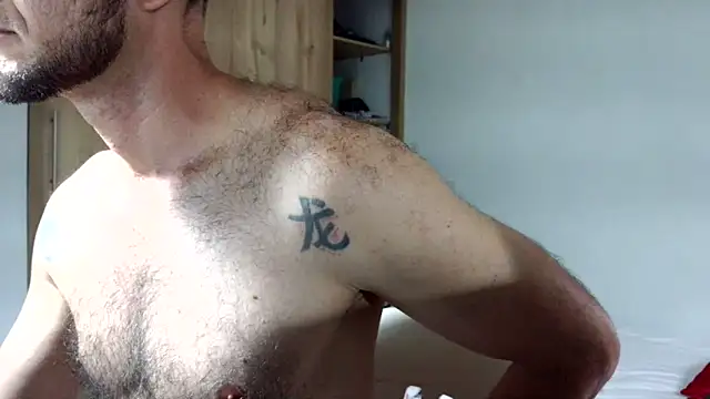 andrew 1520 online show from December 16, 2025, 9:19 pm