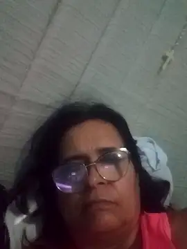 PienCanela online show from April 25, 2026, 9:01 pm