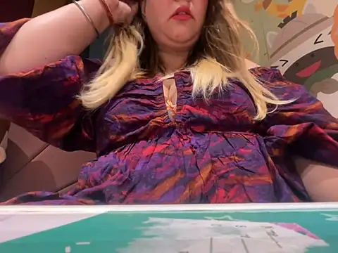 kavyasingh36 online show from April 12, 2026, 8:23 pm