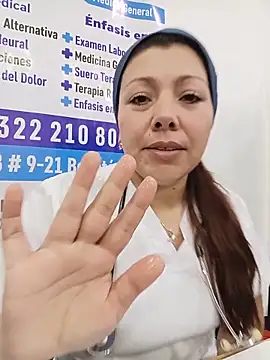 Snapshot of SARA_21- chatting on May 11, 2026, 2:45 pm SARA 21- online show from May 11, 2026, 2:45 pm