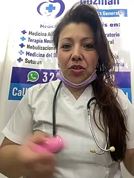 Snapshot of SARA_21- chatting on April 28, 2026, 1:04 pm SARA 21- online show from April 28, 2026, 1:04 pm
