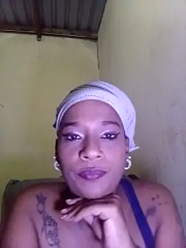 Snapshot of MissyLoveCreator chatting on April 12, 2026, 7:44 am MissyLoveCreator online show from April 12, 2026, 7:44 am