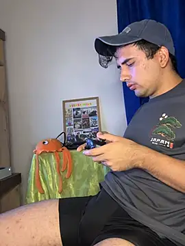 AdrianEmpire online show from April 14, 2026, 10:48 pm