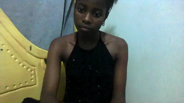 Snapshot of Rerpuss1 chatting on June 12, 2026, 4:54 am Rerpuss1 online show from June 12, 2026, 4:54 am
