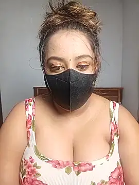 Suger Lips 99 online show from June 13, 2026, 5:00 pm