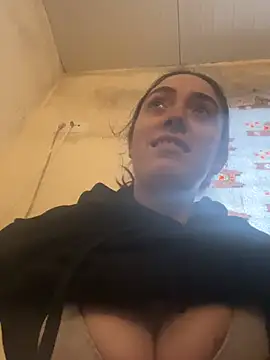 miss bbyxxx online show from February 25, 2026, 11:43 am