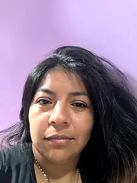 Snapshot of Tamaraxxx_hot chatting on April 14, 2026, 5:29 pm Tamaraxxx hot online show from April 14, 2026, 5:29 pm