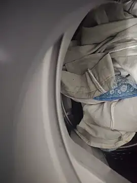 saur1221wjz online show from April 18, 2026, 9:26 pm