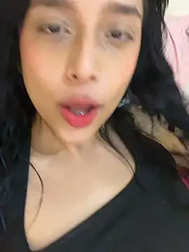 Snapshot of milakitti chatting on May 1, 2026, 8:14 pm milakitti online show from May 1, 2026, 8:14 pm