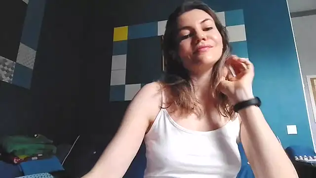 evaprolove online show from April 19, 2026, 10:16 am