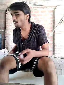 hot sexy lko boy online show from May 20, 2026, 7:05 am