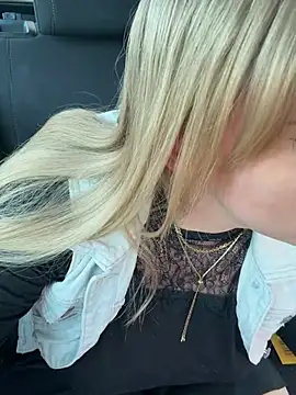 Tiffy Rosee online show from May 4, 2026, 8:50 am