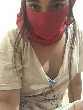 Lina Dalouatek online show from April 23, 2026, 1:34 am