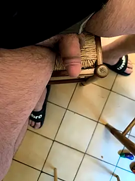 Snapshot of xaviier7777 chatting on April 13, 2026, 6:17 am xaviier7777 online show from April 13, 2026, 6:17 am