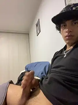 camiyjuako online show from May 26, 2026, 12:31 am
