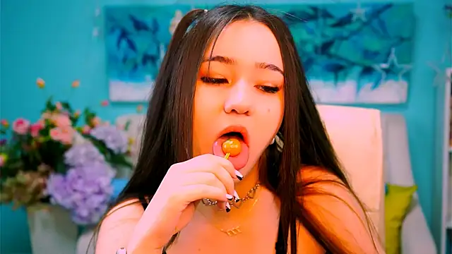 AmiMeow  online show from April 18, 2026, 6:16 am