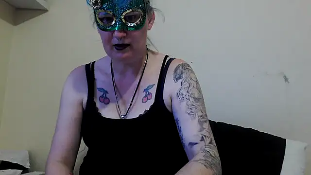 Snapshot of Ruby_1255 chatting on July 8, 2026, 8:31 pm Ruby 1255 online show from July 8, 2026, 8:31 pm
