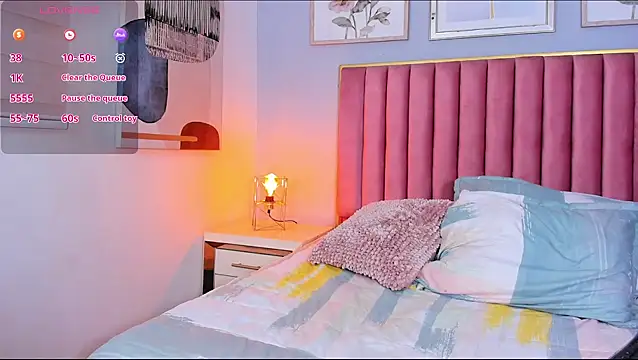 butterflydoll  online show from May 11, 2026, 7:33 pm