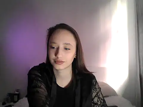 DarkMirel online show from April 15, 2026, 3:49 pm