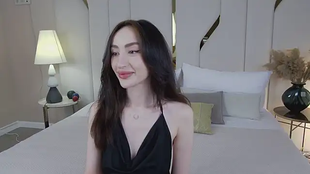 Snapshot of JayneMiler chatting on June 15, 2026, 5:34 pm JayneMiler online show from June 15, 2026, 5:34 pm