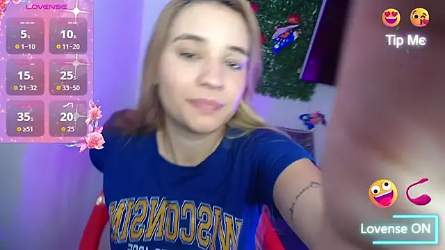 Ambar lynn01 online show from May 1, 2026, 8:14 pm