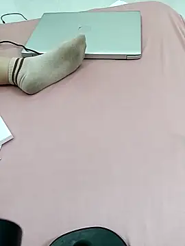 Labury online show from April 15, 2026, 8:31 am