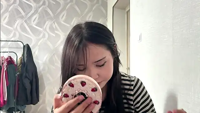 Snapshot of ElizabetGollihue chatting on May 3, 2026, 9:14 am ElizabetGollihue online show from May 3, 2026, 9:14 am