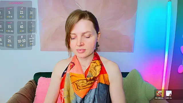 Liza  Evans online show from June 1, 2026, 2:12 am