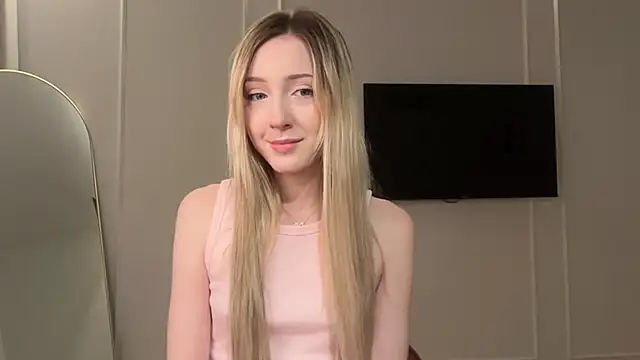 Snapshot of Kattie_Petite chatting on June 28, 2026, 5:08 pm Kattie Petite online show from June 28, 2026, 5:08 pm