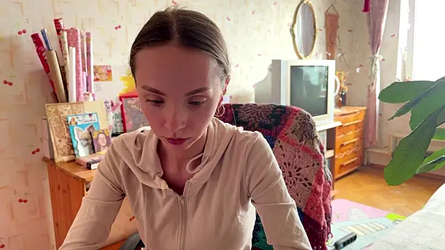 Snapshot of AdriannaBill chatting on July 7, 2026, 3:04 pm AdriannaBill online show from July 7, 2026, 3:04 pm