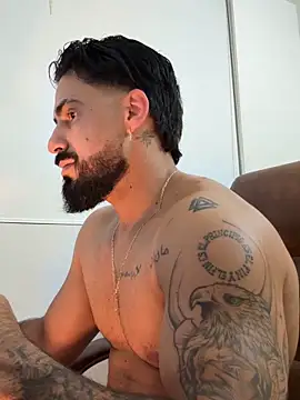 Snapshot of Ryan_Black3 chatting on April 15, 2026, 11:49 pm Ryan Black3 online show from April 15, 2026, 11:49 pm