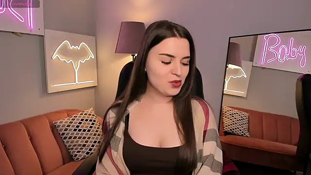 AliceLiador  online show from April 19, 2026, 2:51 pm