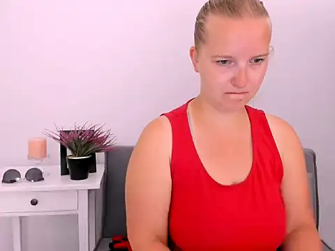 Snapshot of RoseTeacherX chatting on July 17, 2026, 7:27 am RoseTeacherX online show from July 17, 2026, 7:27 am