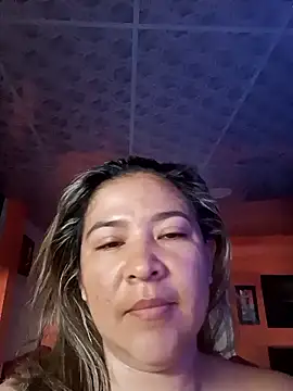 elisa-bebe online show from April 24, 2026, 2:41 pm