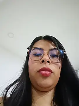Snapshot of SOFIA-11_ chatting on June 9, 2026, 4:19 pm SOFIA-11 online show from June 9, 2026, 4:19 pm