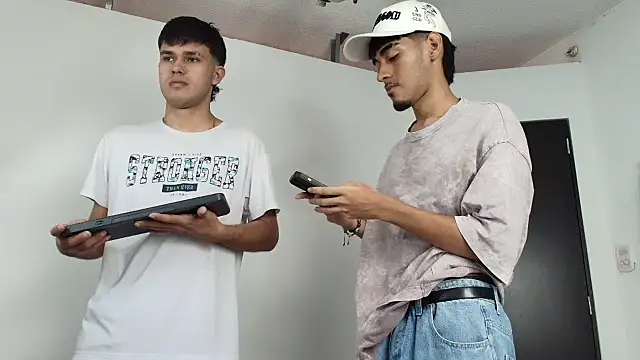 EdwinBoys online show from May 20, 2026, 1:30 pm