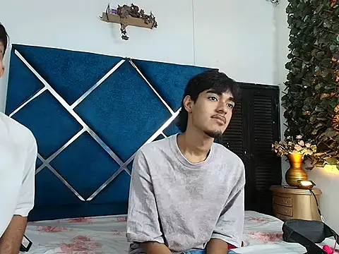 EdwinBoys online show from May 13, 2026, 12:56 pm