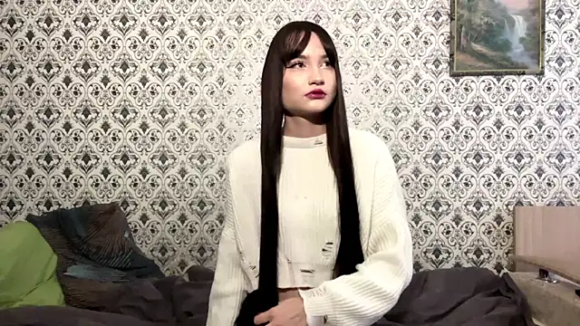 LeenRouz online show from April 19, 2026, 8:37 am