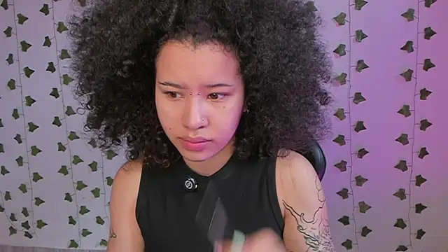 Snapshot of Liaaa_1 chatting on June 21, 2026, 7:41 pm Liaaa 1 online show from June 21, 2026, 7:41 pm