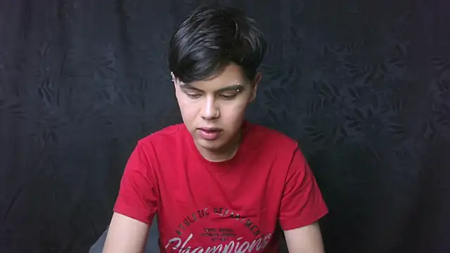 Snapshot of Felipe_Kold chatting on May 21, 2026, 2:09 am Felipe Kold online show from May 21, 2026, 2:09 am