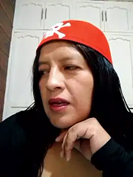 Gaby lulu online show from April 18, 2026, 3:47 pm