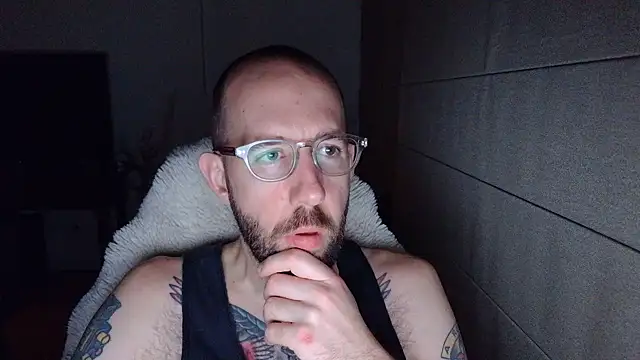 steveperry6969 online show from April 21, 2026, 12:23 pm