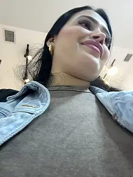 Snapshot of Sara_fun chatting on March 17, 2025, 11:57 pm Sara fun online show from March 17, 2025, 11:57 pm