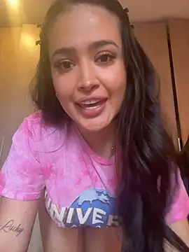 Snapshot of Sara_fun chatting on November 9, 2025, 7:07 pm Sara fun online show from November 9, 2025, 7:07 pm