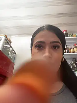 Sara fun online show from December 15, 2025, 4:24 pm