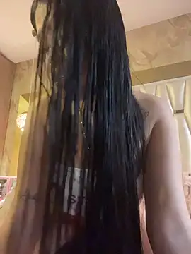 Sara fun online show from November 12, 2025, 8:45 pm