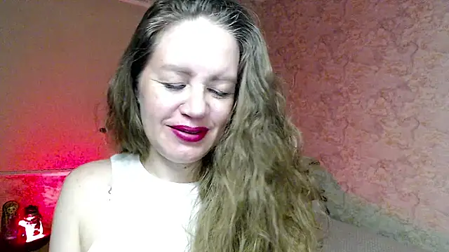 Snapshot of Fern_Lust chatting on June 28, 2026, 4:57 pm Fern Lust online show from June 28, 2026, 4:57 pm
