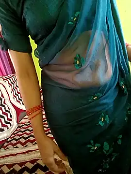 Sexy Hena 69 online show from April 18, 2026, 9:00 am